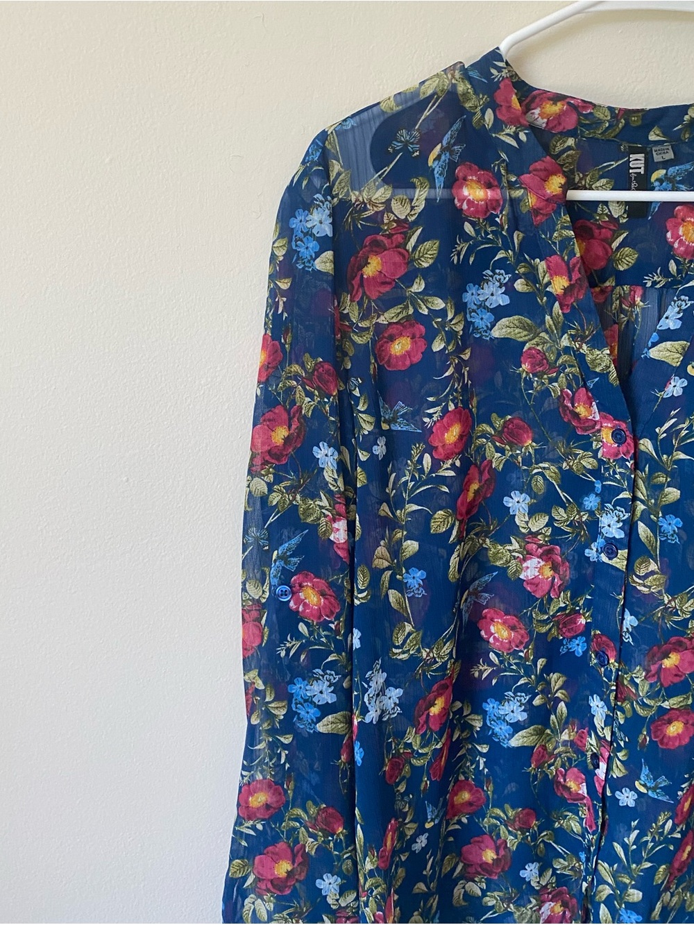 Kut from the Kloth Floral Button-Front Blouse - Picture 2 of 6